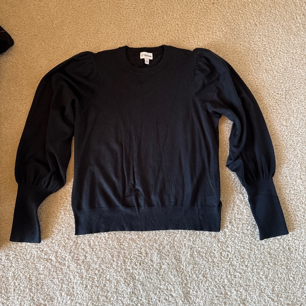 The Drop pull over top black